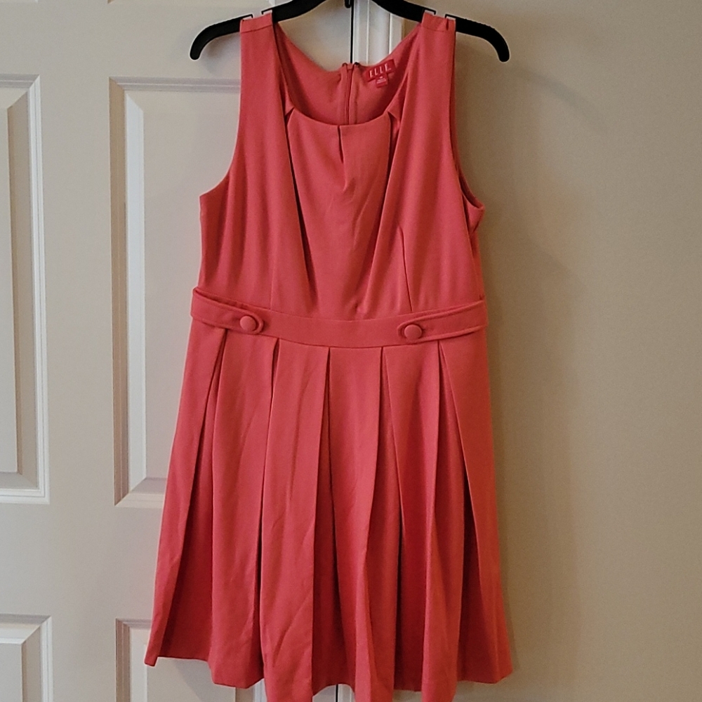 Elle dress